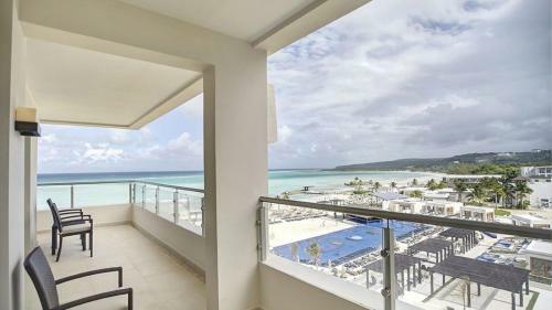 Hotel Royalton Blue Waters All Inclusive