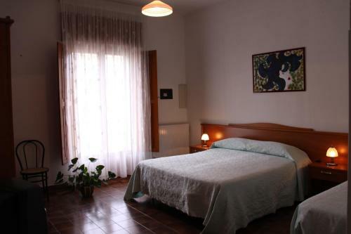 Hotel 2 Mari