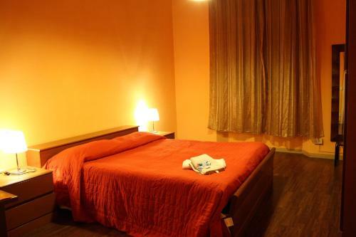 Hostal A Due Passi Dal Treno Affittacamere