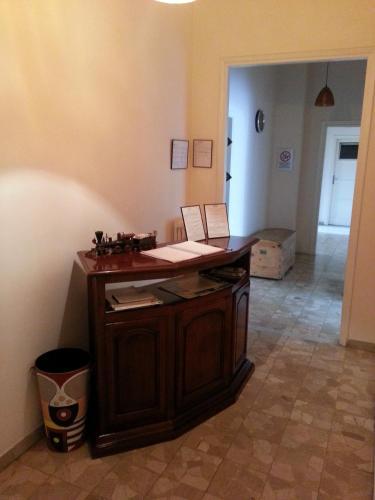 Hostal A Due Passi Dal Treno Affittacamere