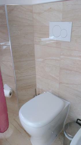 Hostal A Due Passi Dal Treno Affittacamere