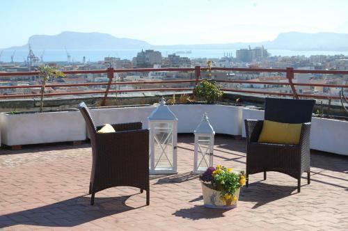 Apartamento Attico Con Vista Su Palermo