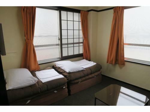 Hostal Takamatsu Guesthouse Bj Station