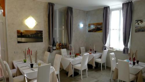 Hostal Mastroianni's Bed & Bistr�