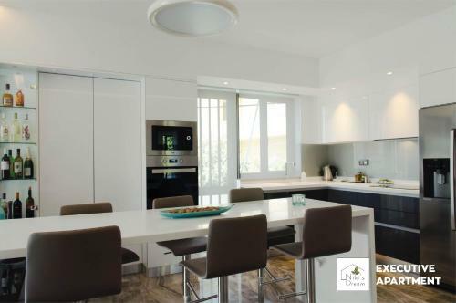 Nikis Dream Luxury Apartments