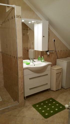 Apartment Patr�cia With Garden