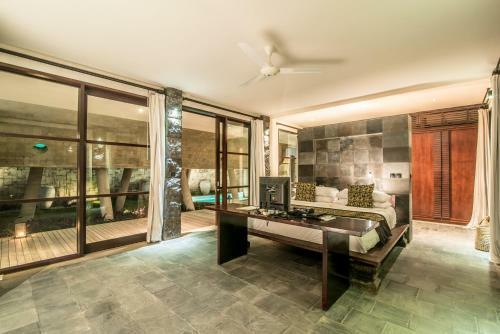 Pandawa Cliff Edge Ocean View Banyu Biru Villa