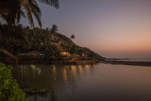 Hotel Krishna Paradise Beach Resort