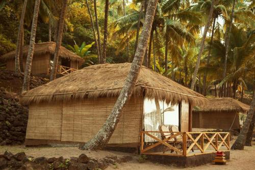 Hotel Krishna Paradise Beach Resort