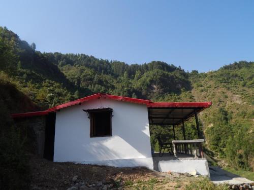Dhanaulti Camp Homes And Retreat