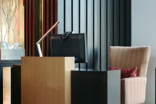 Hotel Courtyard By Marriott Gurugram Downtown