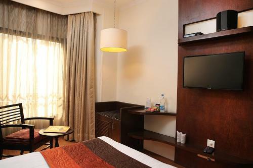 Hostal Ahuja Residency - Jcm 77, Dlf Phase -2