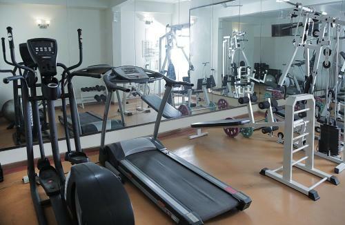 Hostal Ahuja Residency -jcm 55, Dlf Phase -2