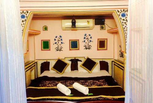 Bed & Breakfast Khandaka Mahal - A Heritage Hotel