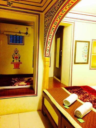 Bed & Breakfast Khandaka Mahal - A Heritage Hotel