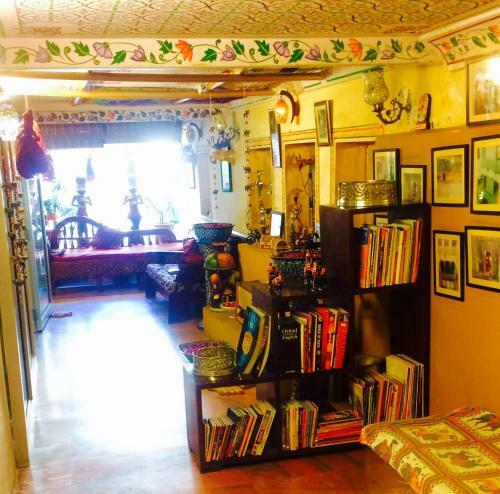 Bed & Breakfast Khandaka Mahal - A Heritage Hotel