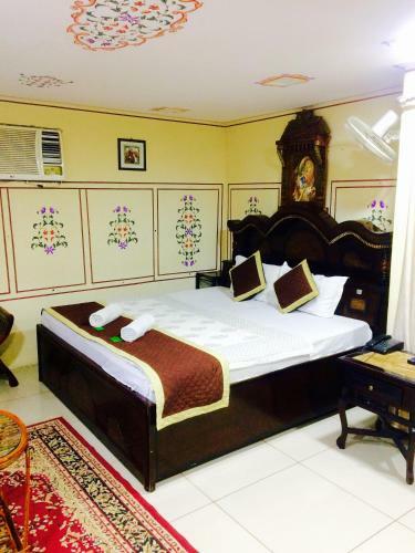 Bed & Breakfast Khandaka Mahal - A Heritage Hotel