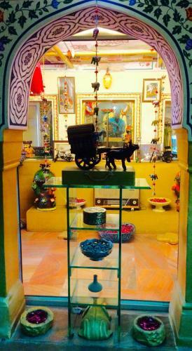 Bed & Breakfast Khandaka Mahal - A Heritage Hotel