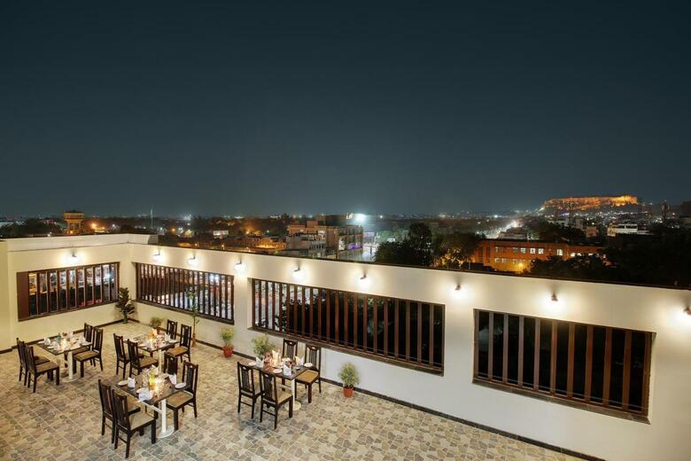 Hotel Trulyy Rudransh Inn