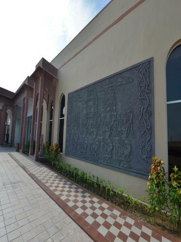 Hotel Orchha Palace And Convention Centre