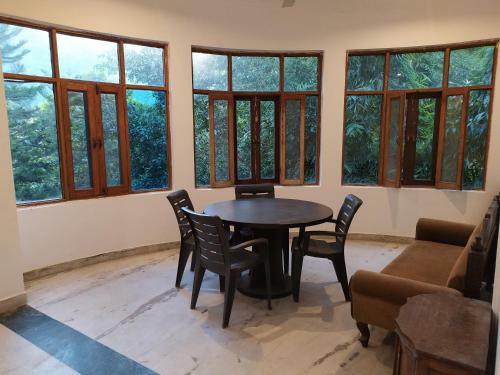 Hotel The Narayana Palace