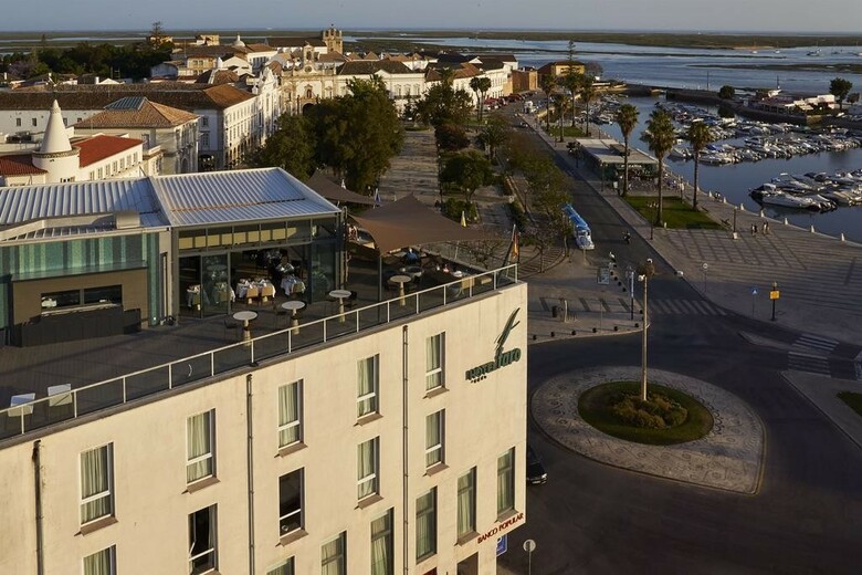 Hotel Faro & Beach Club