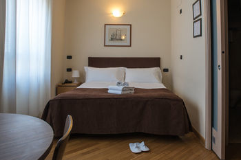 Corvetto Residence Porto Di Mare