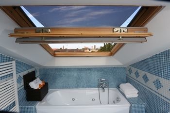 Residencia Hotel La Reunion Incoming