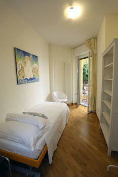 Residencia Hotel La Reunion Incoming