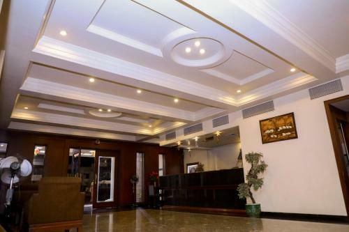 The Hotel Airport