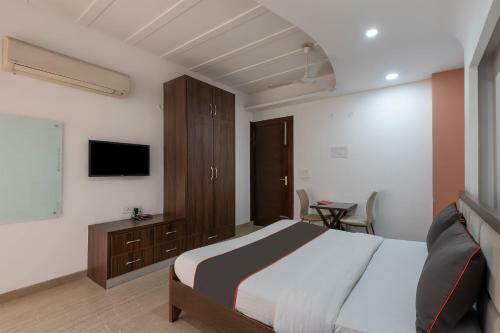 Hotel Oyo Rooms Gip Mall