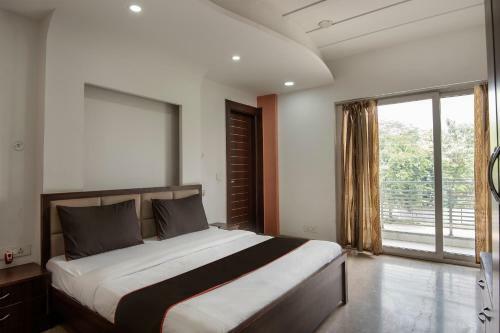 Hotel Oyo Rooms Gip Mall