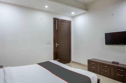 Hotel Oyo Rooms Gip Mall