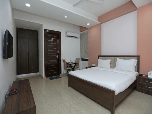 Hotel Oyo Rooms Gip Mall
