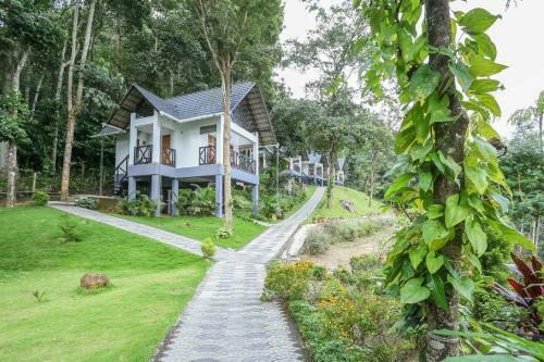 Hotel Woodrose Resort