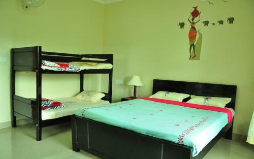 Hotel Woodrose Resort