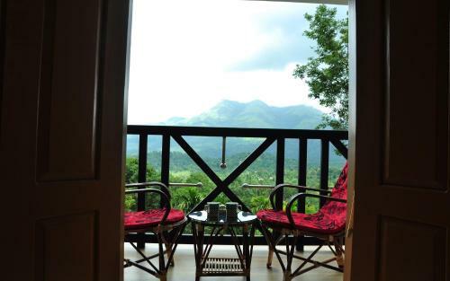 Hotel Woodrose Resort