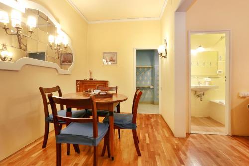 Hostal Residenza D'epoca Via Santo Spirito 6