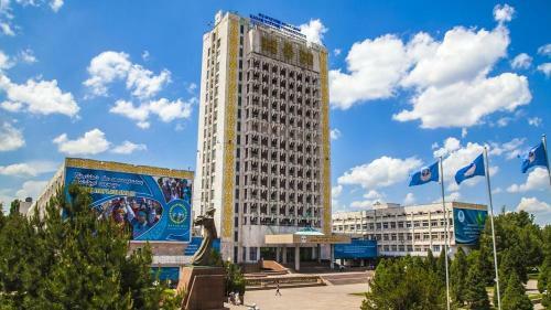 Apartments On Balzaka 8