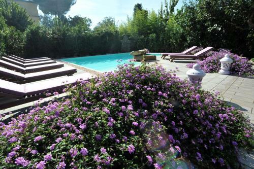 Hostal Residenza Villa Titina