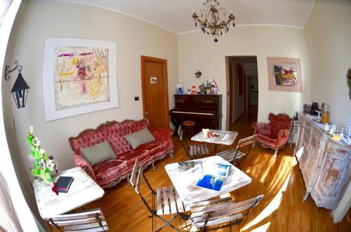 Hostal La Corte Room & Breakfast