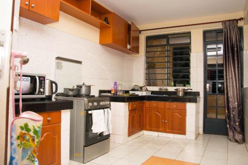 Beautiful Ensuite Room In An Elegant Home....