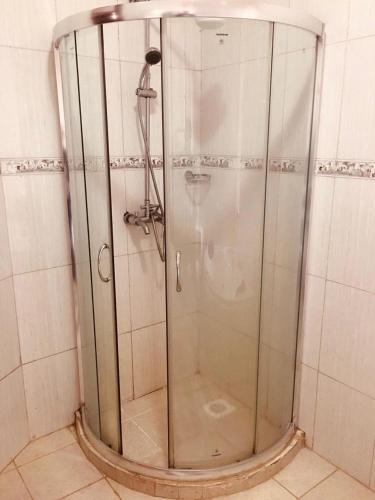 Beautiful Ensuite Room In An Elegant Home....