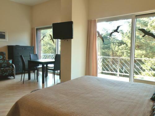 Hostal Holiday Home Lin?ja