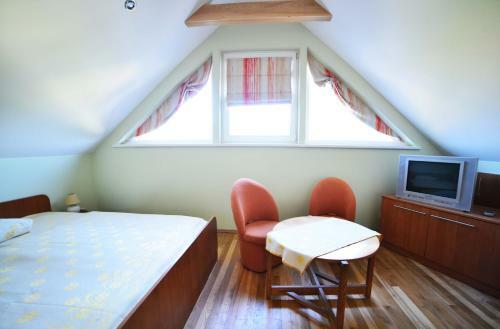 Hostal Birutes Apartments