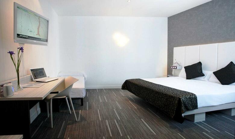 Hotel Petit Palace Santa Barbara