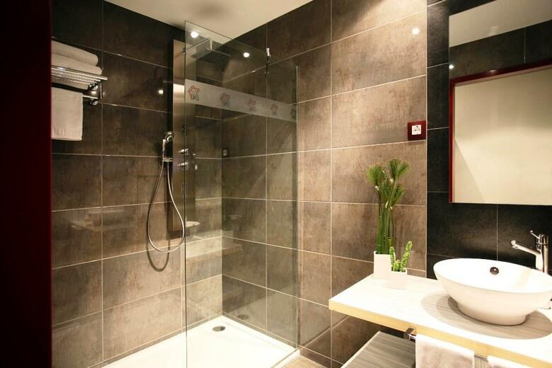 Hotel Petit Palace Santa Barbara