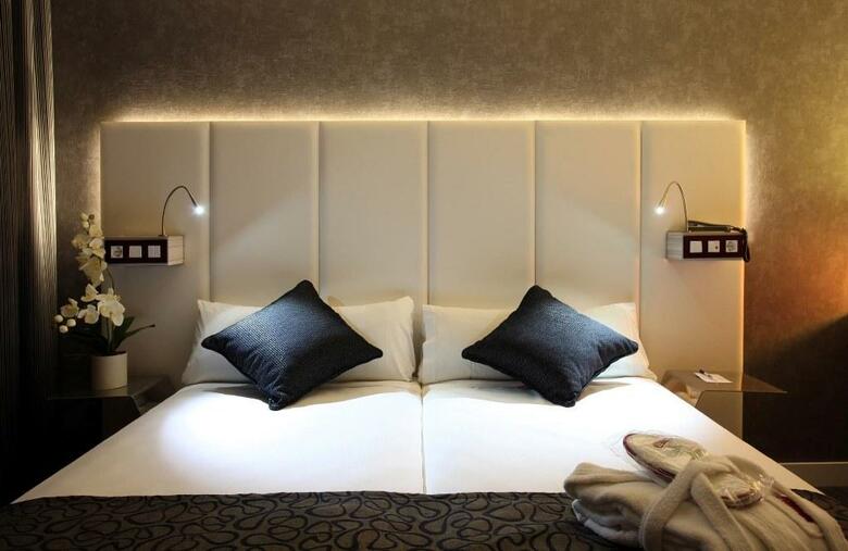 Hotel Petit Palace Santa Barbara