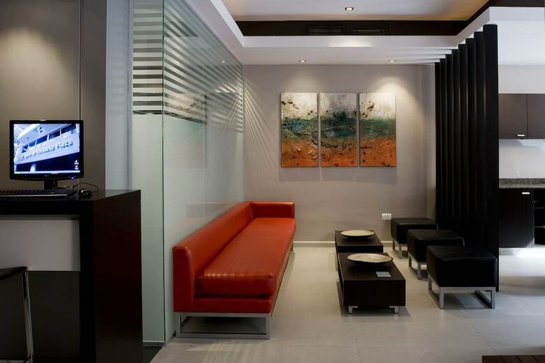 Hotel Ayres De Recoleta Plaza