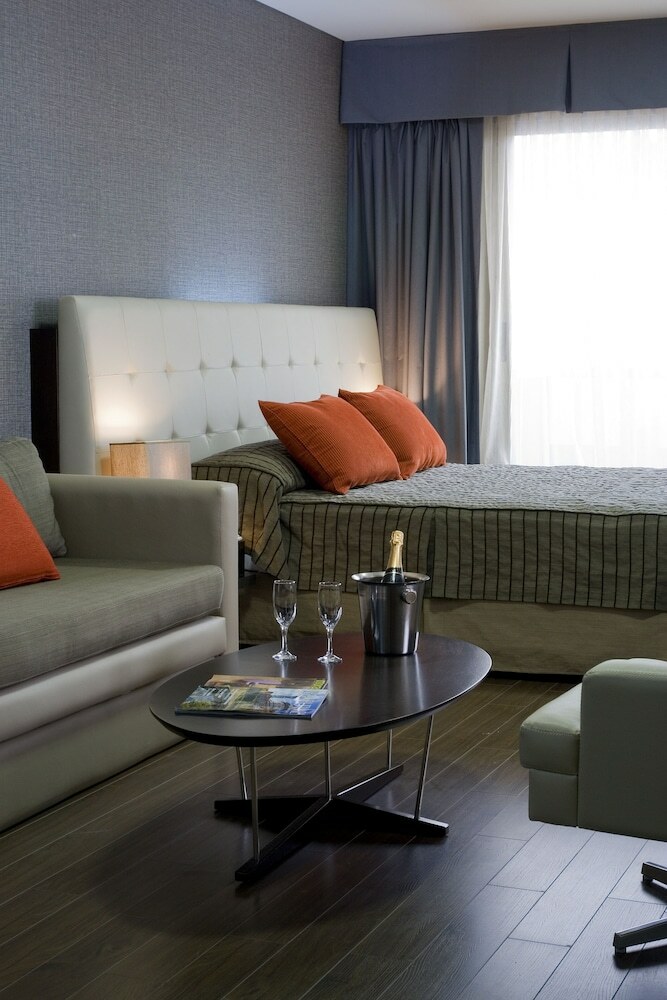 Hotel Ayres De Recoleta Plaza